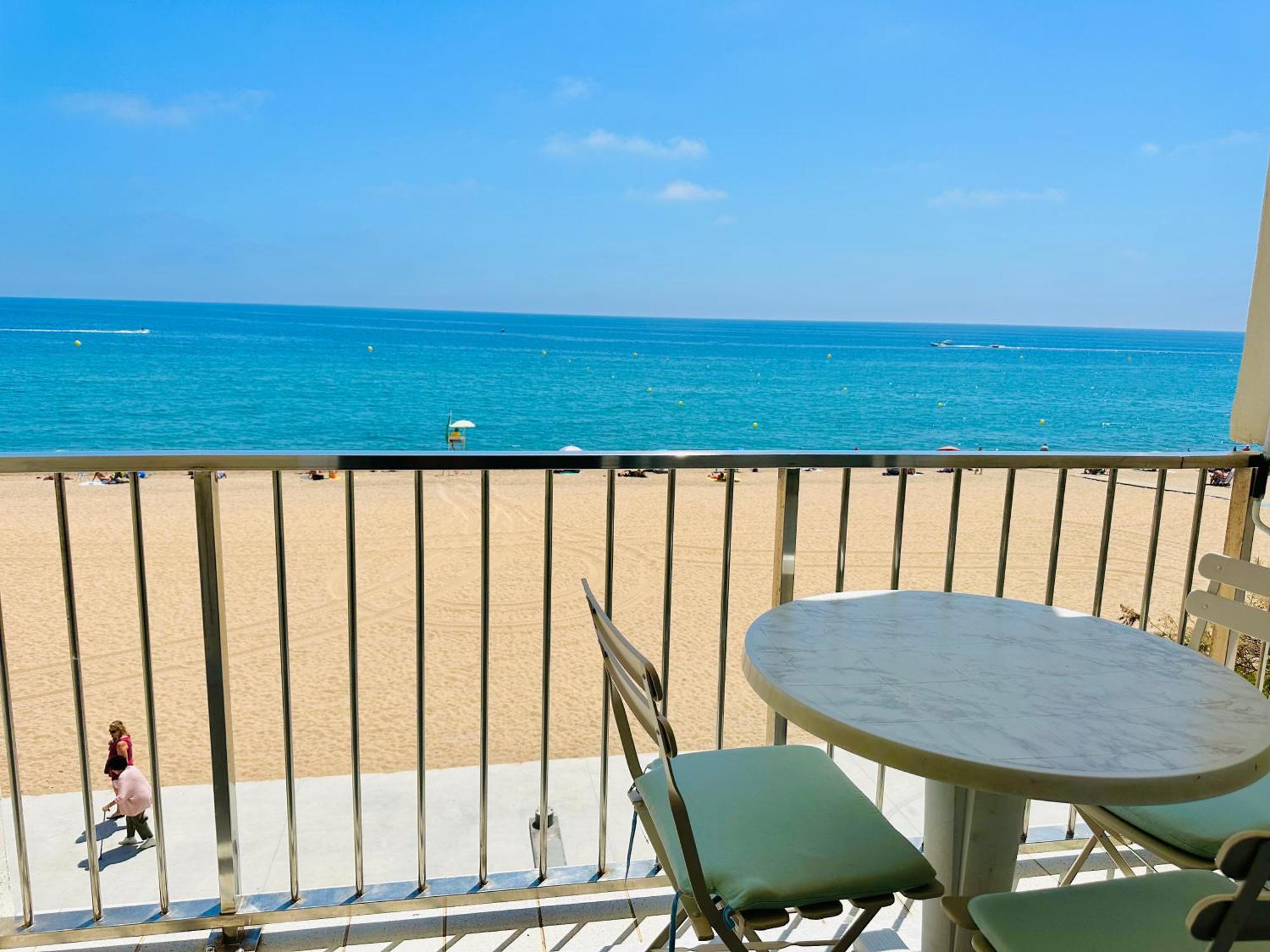 Investingspain Studio Beach Paradise Front Sea Views Swimming Pool Platja d'Aro Exterior photo